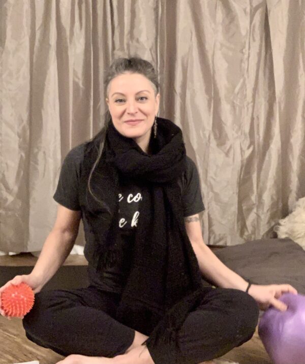 Standing flow with a focus on the feet